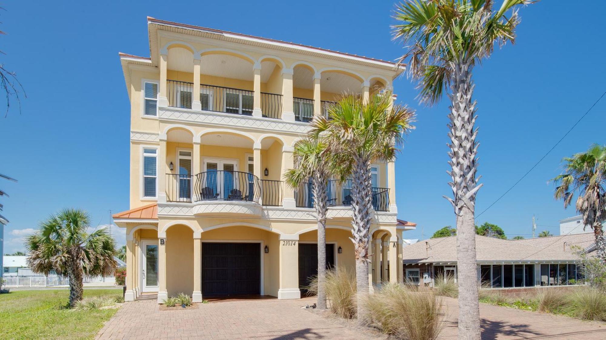 Walk To The Beach! 3 Story Home! 2 Balconies With Gulf Views! Panama City Beach Bagian luar foto