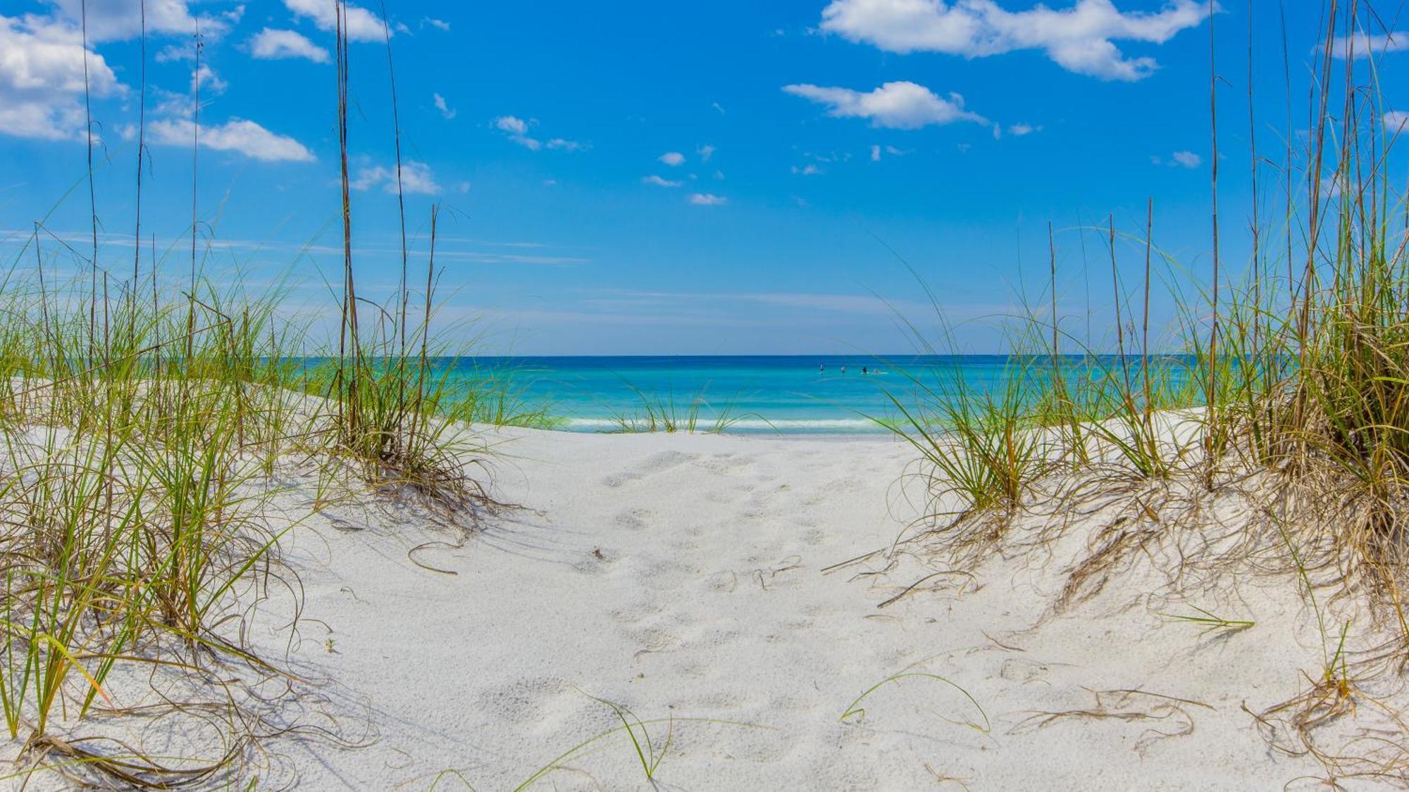 Walk To The Beach! 3 Story Home! 2 Balconies With Gulf Views! Panama City Beach Bagian luar foto